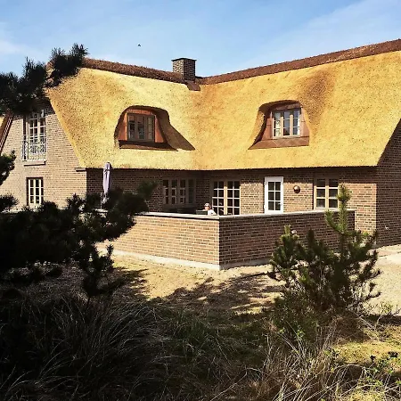 Ferienhaus Five-bedroom Holiday In 36 *