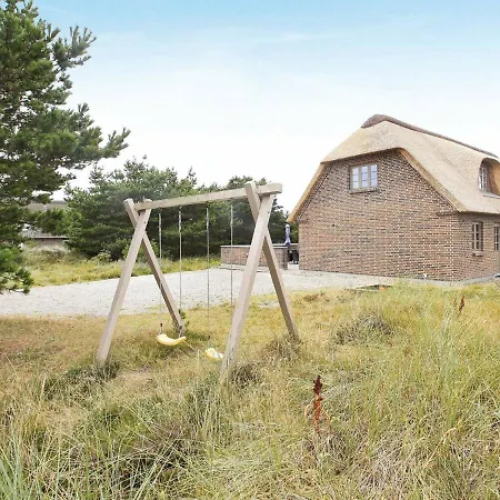 Five-bedroom Holiday In 36 Ferienhaus